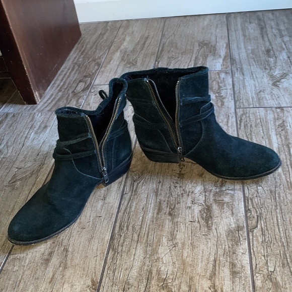 Black boot low bootie tassel zipper leather 7.5 low heel - Picture 3 of 11